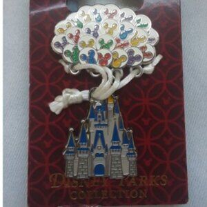 Disney Parks Castle Balloons Up Movie Pin NEW PB2B18